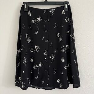 Halogen Black Button-Front A-Line Skirt with White Floral Print